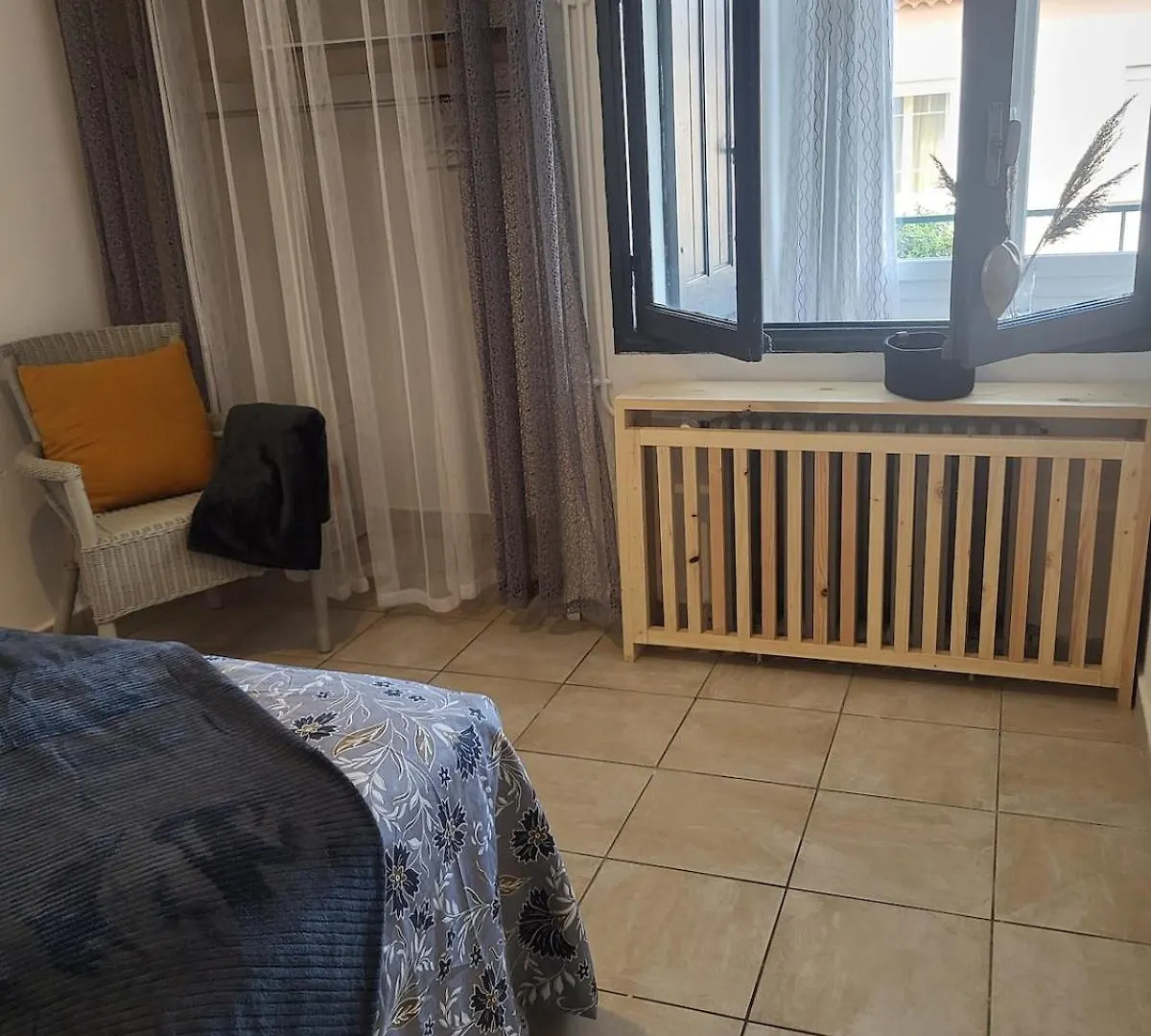 Apartment 2 Chbres Ideal Pour Vacances Ou Travail, Proche Centre Et Port, Plage A 2Km, Wifi La Seyne-sur-Mer
