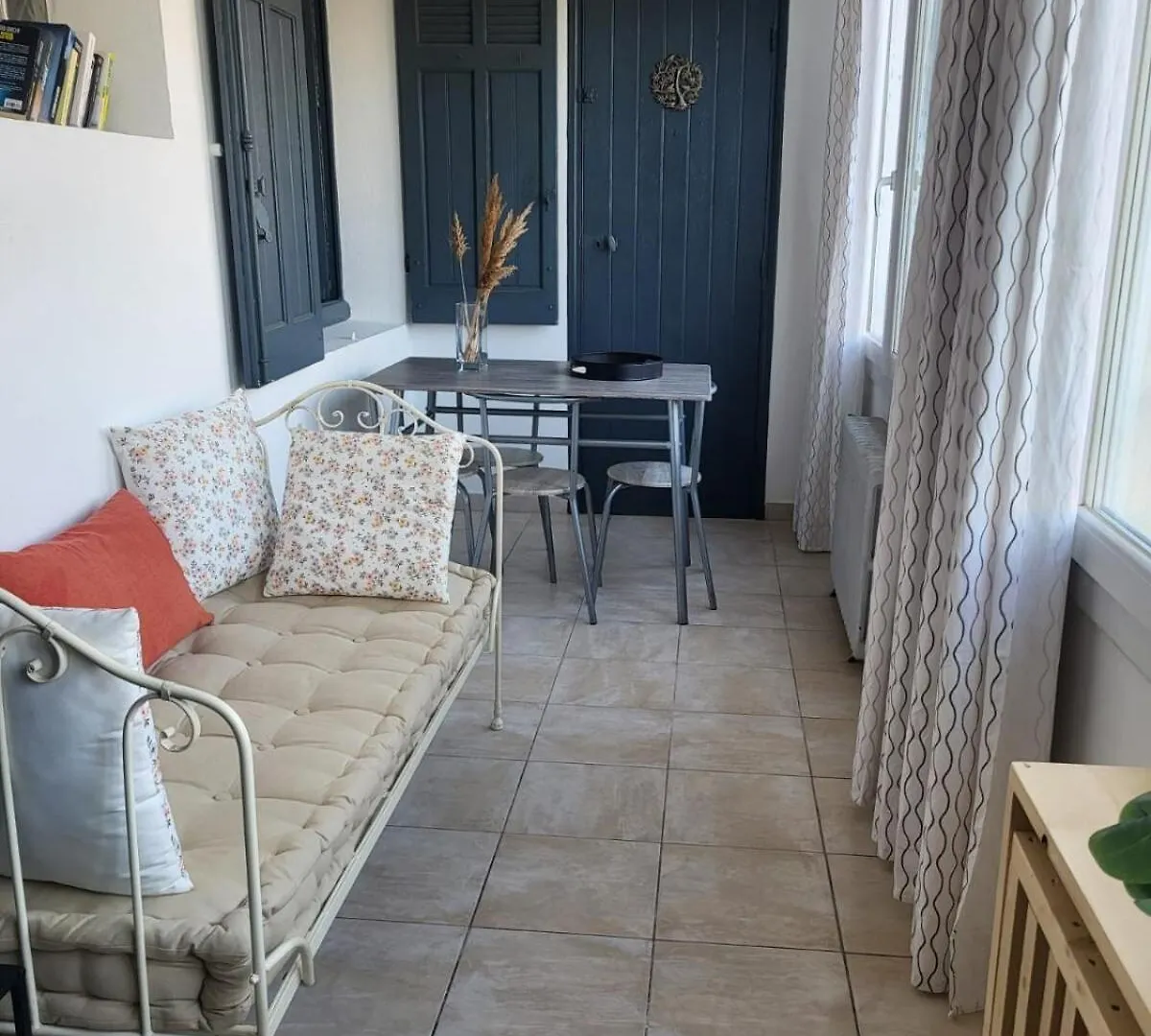 2 Chbres Ideal Pour Vacances Ou Travail, Proche Centre Et Port, Plage A 2Km, Wifi ラ・セーヌ・シュル・メール アパート